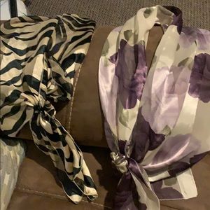 Women’s tied scarfs